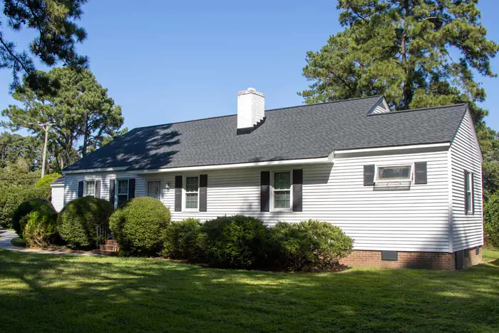 New roof installation on a ranch home by a Hampton Roads roofer